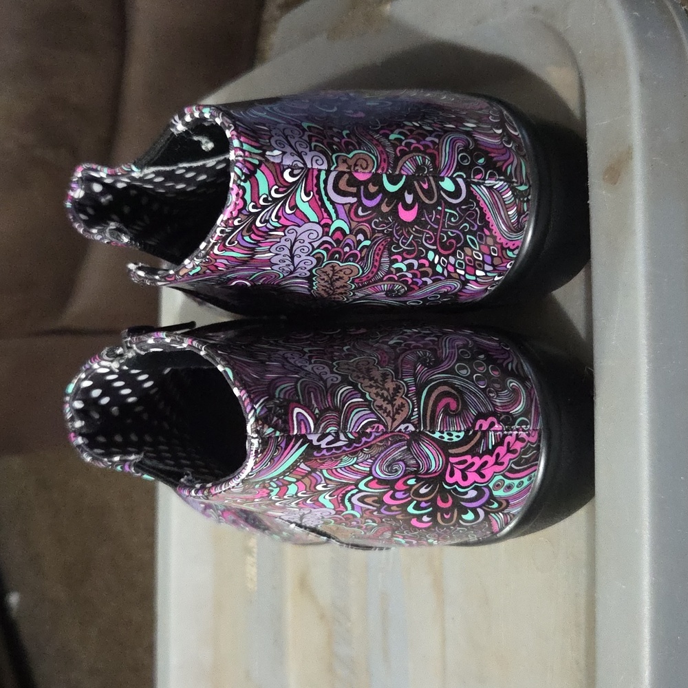 Colorful ALEGRIA By Pg  Women's Rain Ankle  Boots Size 10. - Picture 3 of 5